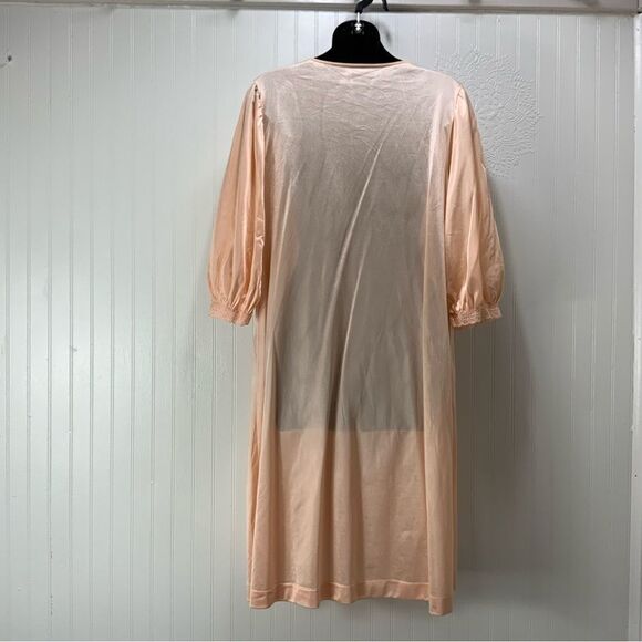 VINTAGE LORRAINE Nightgown house robe - Picture 6 of 6